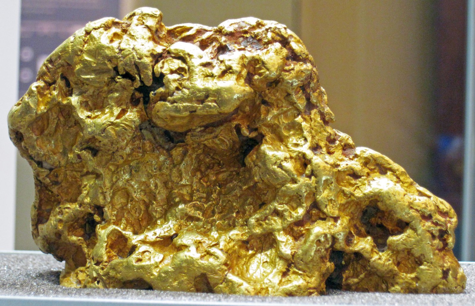 Gold tips provider